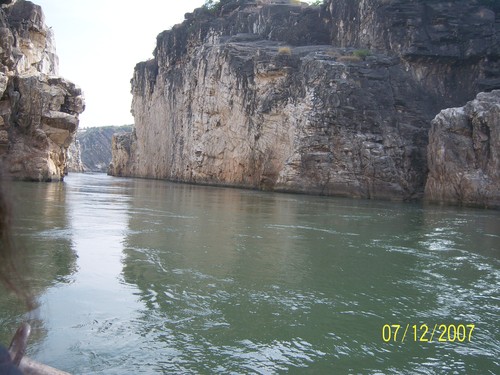 Still waters run deep -- the Narmada at Marble Rocks 