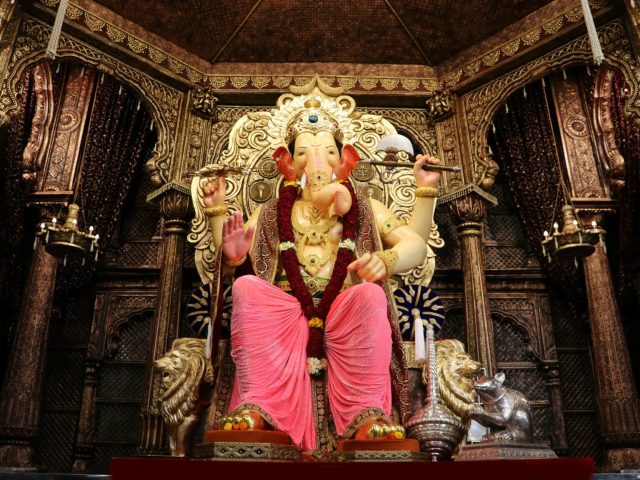 Lalbaugcha Raja, Richest Ganapati murti